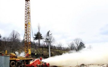 100 Metre Derinlikte Jeotermal Su Bulundu