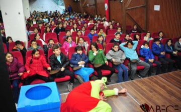 Balçova’da Tiyatroyla Geri Dönüşüm Eğitimi