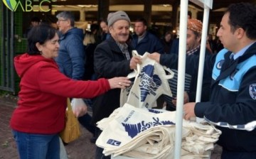 Aliağa Belediyesinden Çevre Dostu Bez Çanta